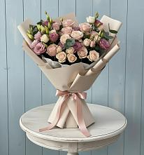 Букет цветов из:  Розы и Лизиантусы в Мглине