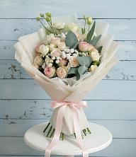 Букет цветов из:  Розы и Лизиантусы в Мглине