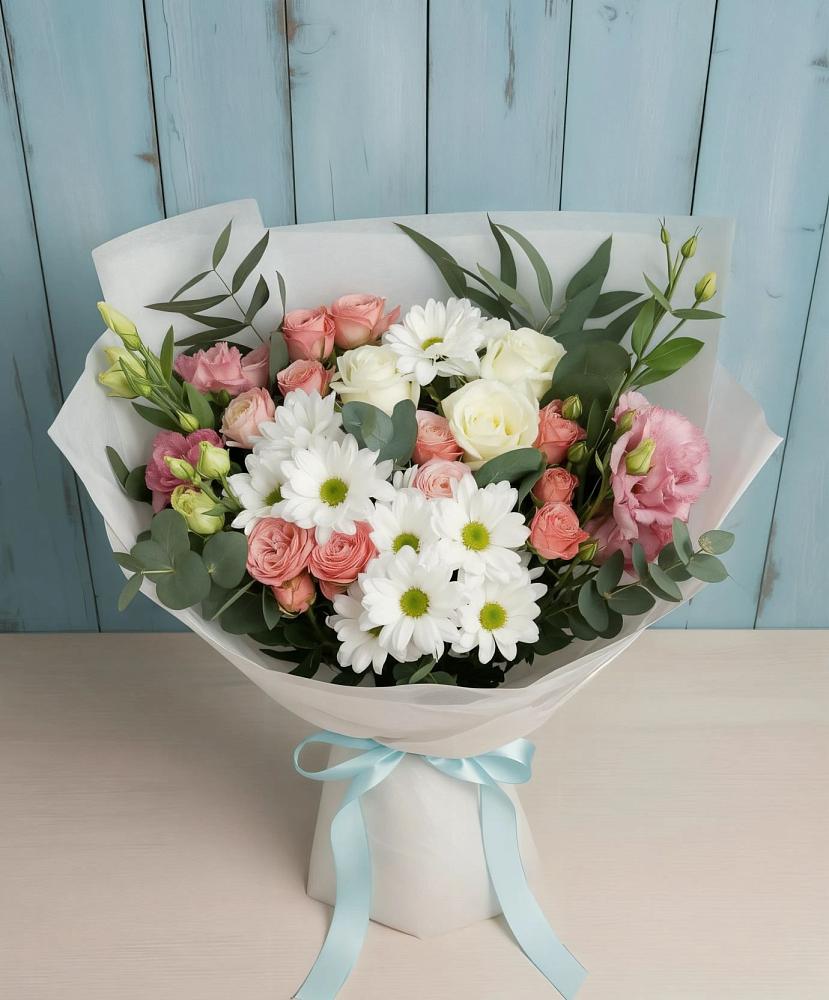 Букет цветов из: Розы, Лизиантусы и Хризантемы в Мглине