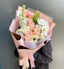 Букет цветов из:  Хризантемы и Розы в Мглине