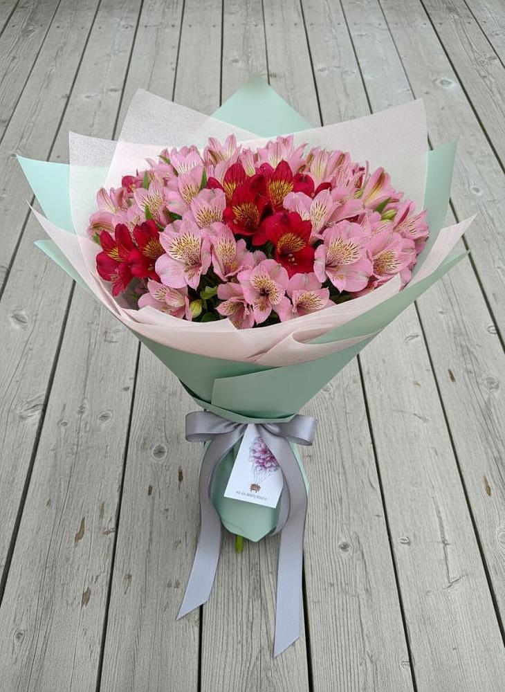 Букет цветов из: Альстромерии в Мглине