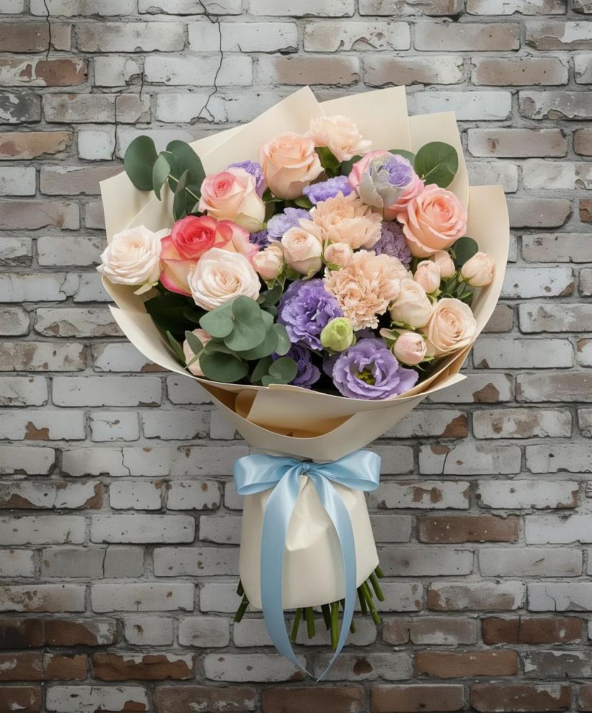 Букет цветов из: Розы, Лизиантусы и Гвоздики в Мглине