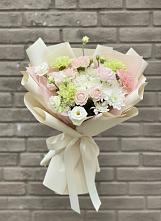Букет цветов из:  Гвоздики, Розы, Лизиантусы и Хризантемы #REPLACE_PRED# Мглине