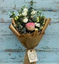 Букет цветов из:  Розы и Лизиантусы в Мглине